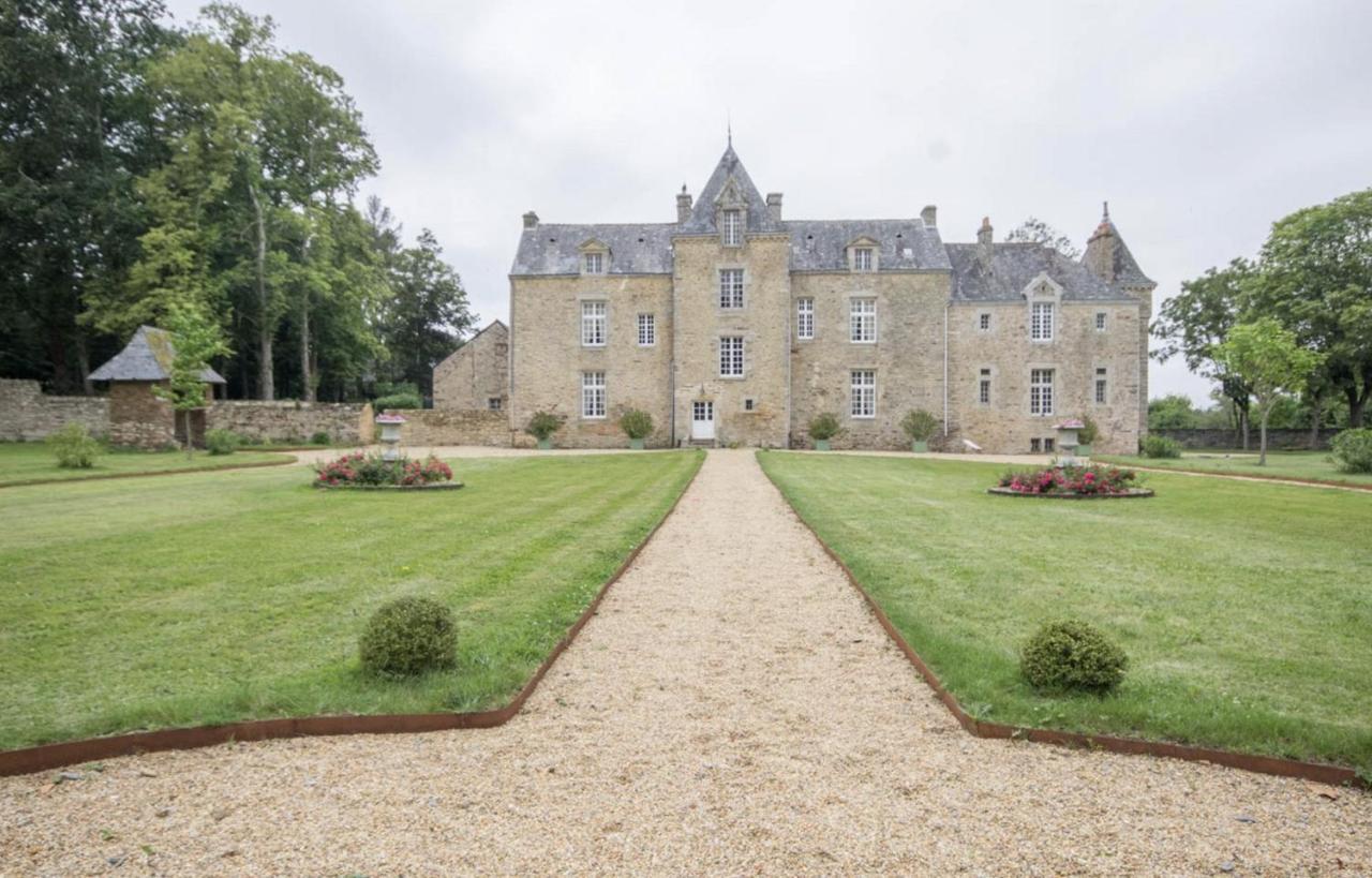 Chateau De Cadouzan Saint-Dolay Exteriér fotografie