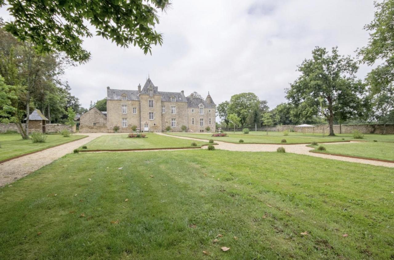 Chateau De Cadouzan Saint-Dolay Exteriér fotografie