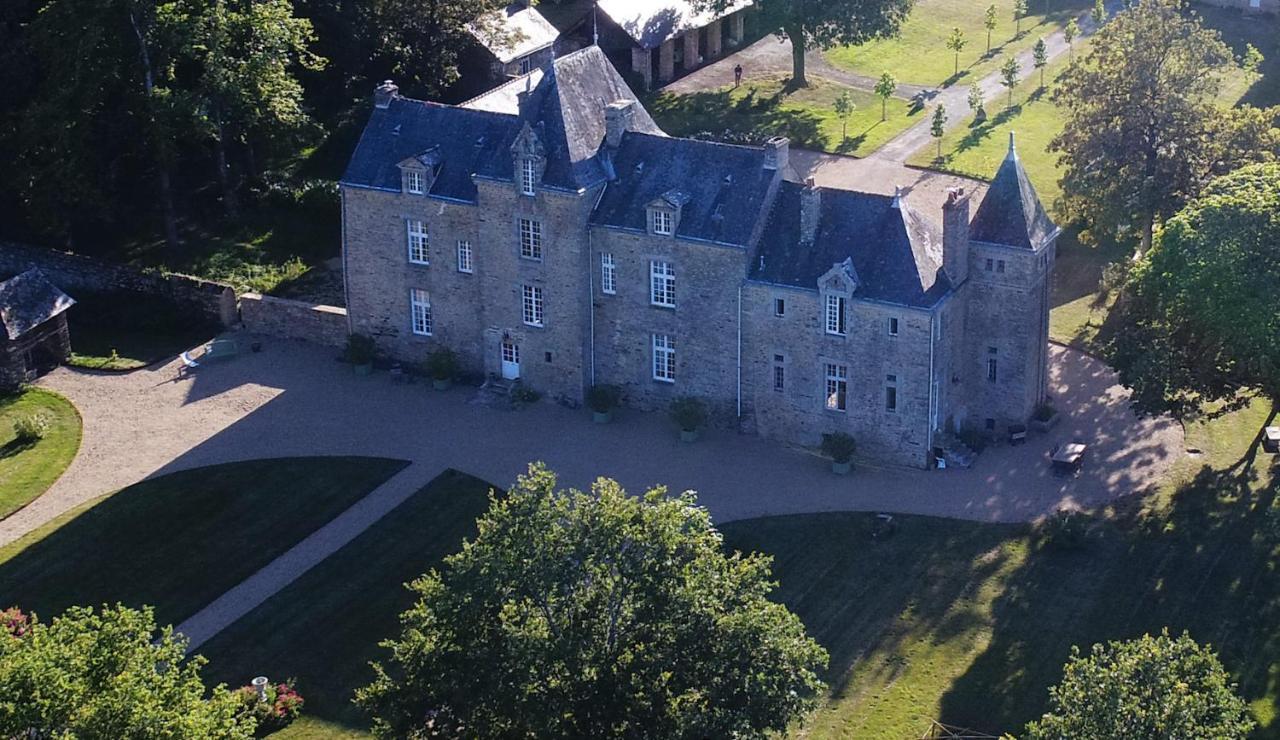 Chateau De Cadouzan Saint-Dolay Exteriér fotografie